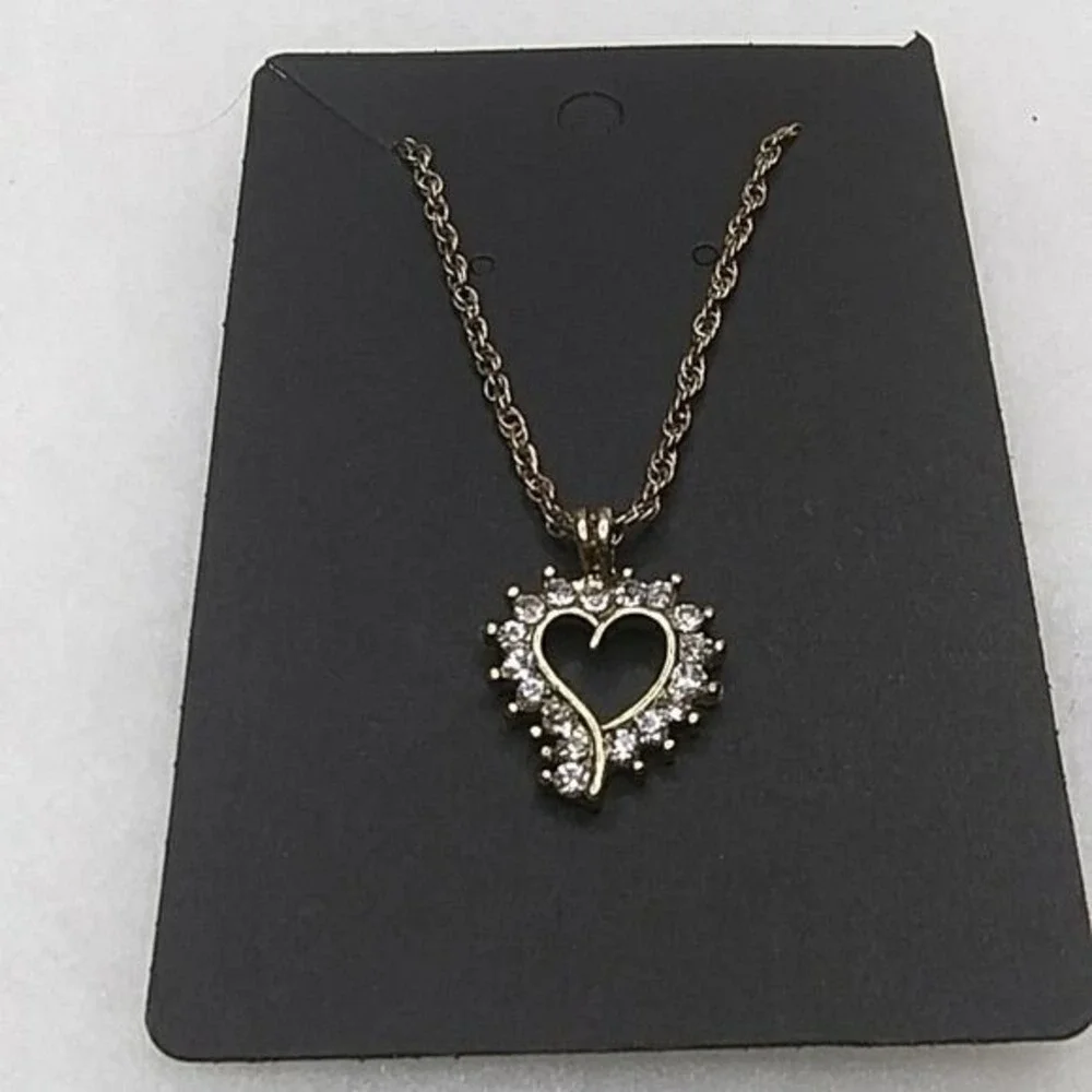 Goldtone rhinestone‎ heart necklace